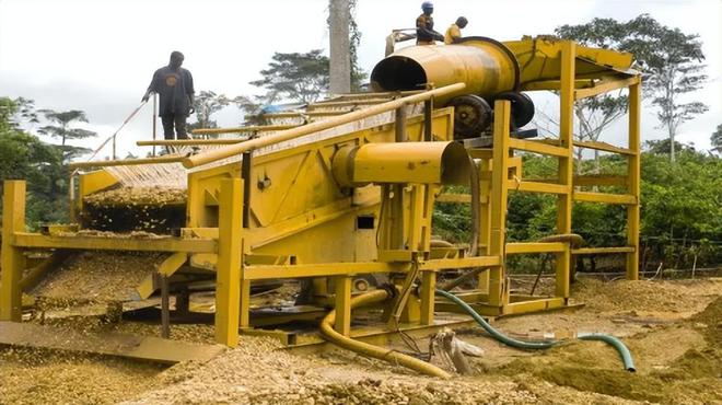 比黄金稀土贵百倍!中国黑龙江发现大型石墨矿价值高达1000亿!九游会真人(图25)