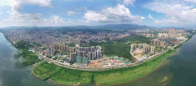 广东省“富到漏油”的县面积比2个香港大常住人口超过120万(图2)