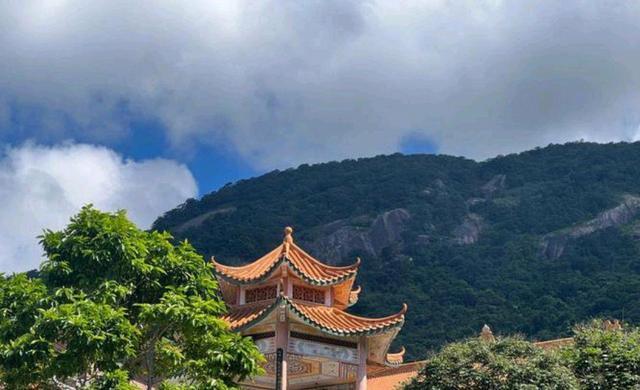 广东省“富到漏油”的县面积比2个香港大常住人口超过120万(图7)